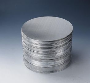 China Het diepe Tekeningsaluminium omcirkelt 0.4mm - 6.0mm voor Verlichtingsdekking leverancier