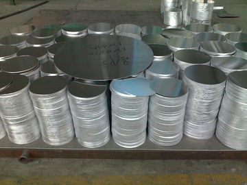 Het spinnen niet - plak Cookware-Aluminiumcirkel 1050 1060 1100 3003 voor Keukenwaren en Pot leverancier
